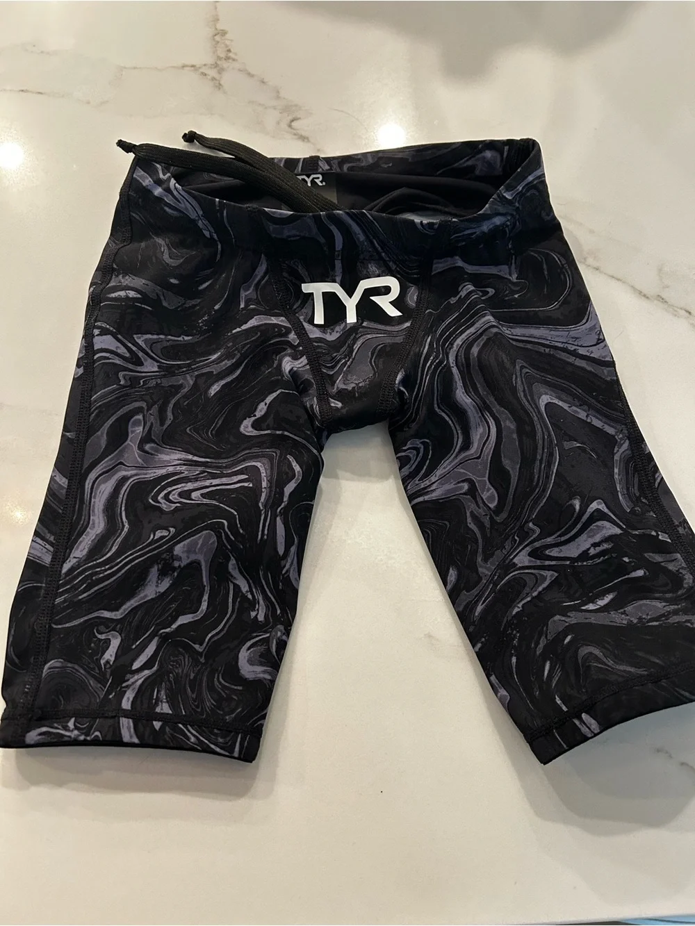 TYR Mens Tresher Jammer Tech Suit Black Marble 18 NWOT